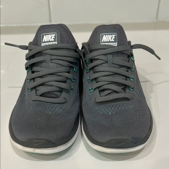 Nike Women's Athletic Shoes in Gray and Teal - Picture 2 of 6